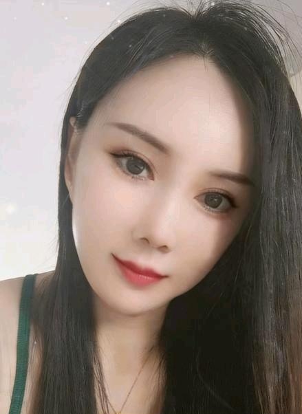 东丽蒙族少妇米娜