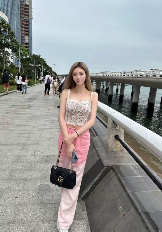 思明御姐小九月