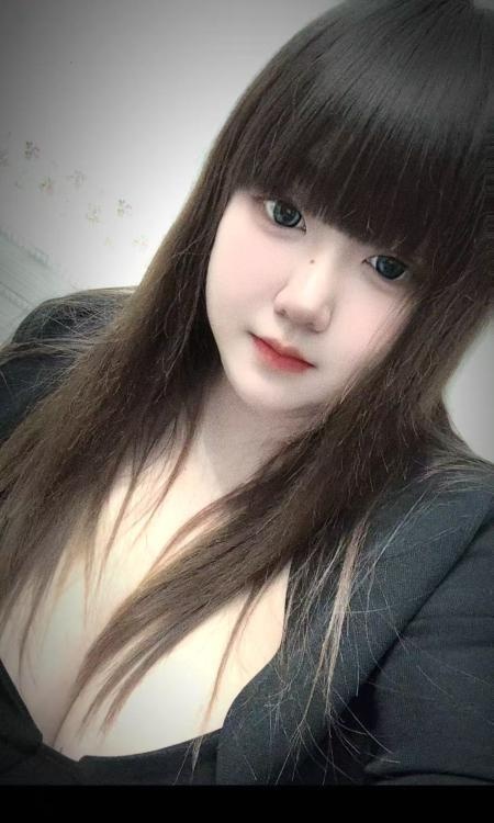 香坊E乳坦克