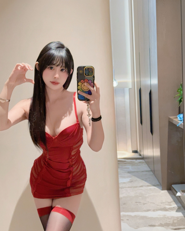 呼市长腿辣妹子团团