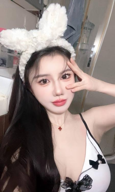 闵行大胸御姐馨予