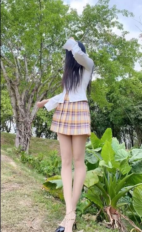 光谷步行街芳芳