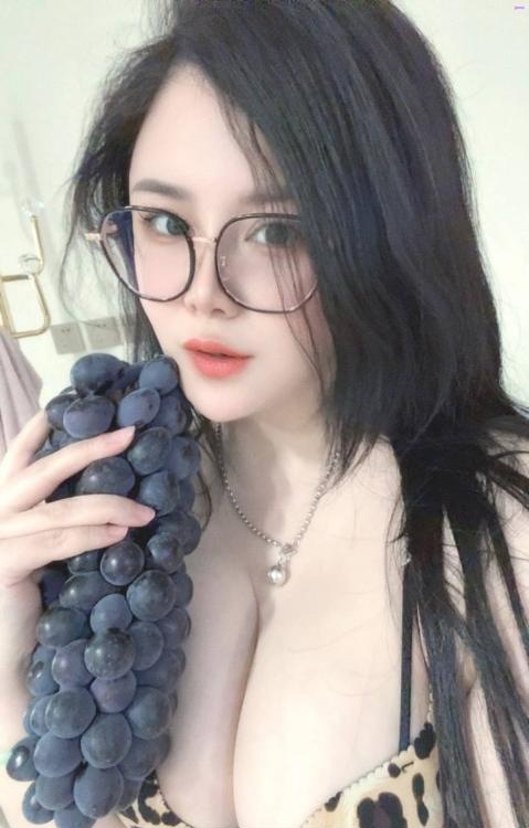 亚运村大奶萌萌