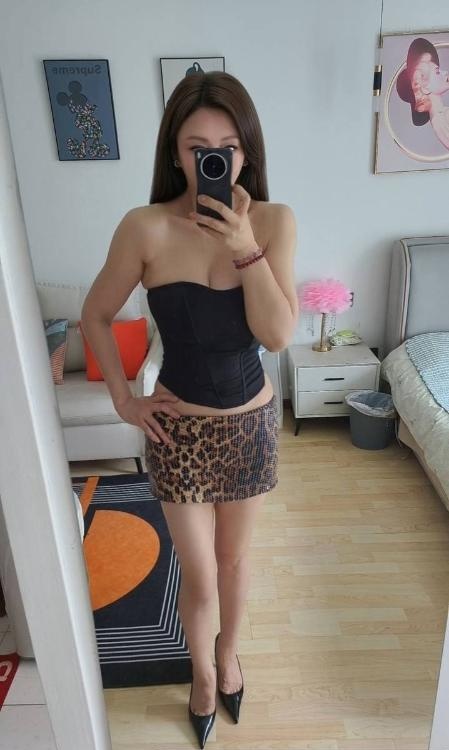 热情风骚服务好妹子