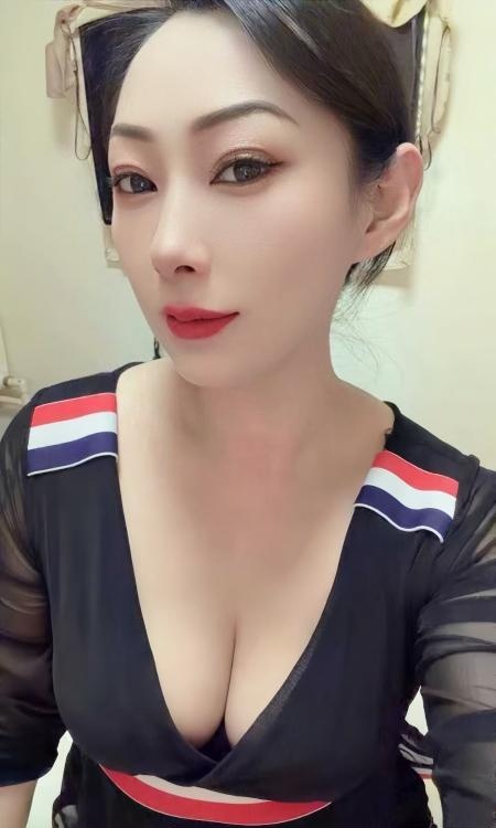 居家服务系骚姐姐