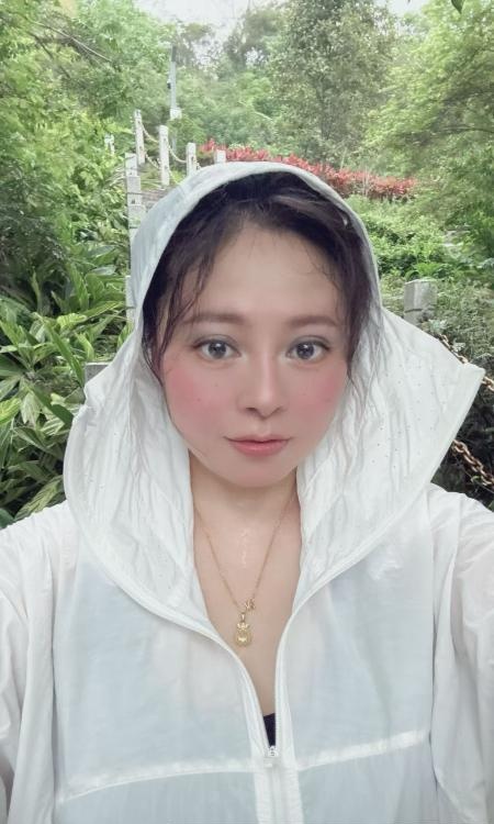 上梅林大奶重庆妹子