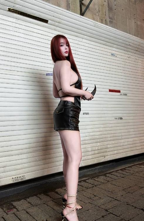 性感身材风骚馨菲老师