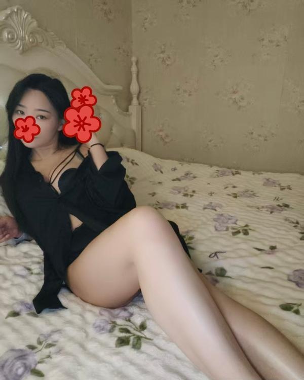 汉口性感舌吻小姐姐