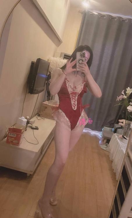 南门大胸小御姐诗雨