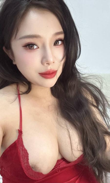 丰满巨乳大白兔