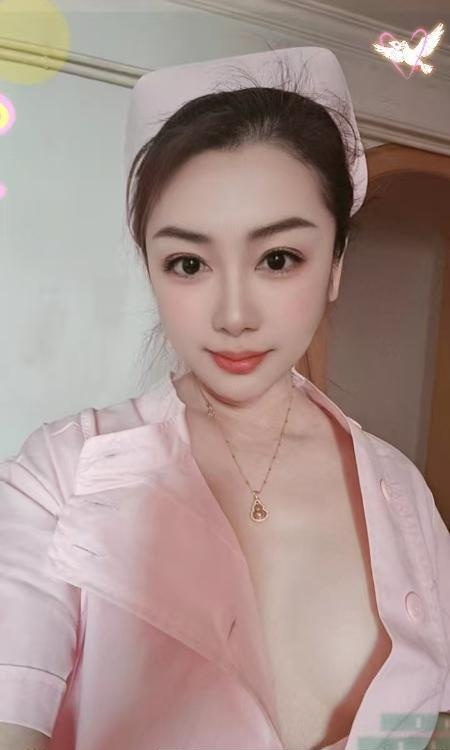 美艳大胸护士御姐