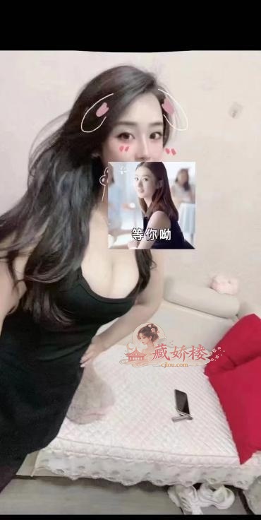 大奶小骚妇