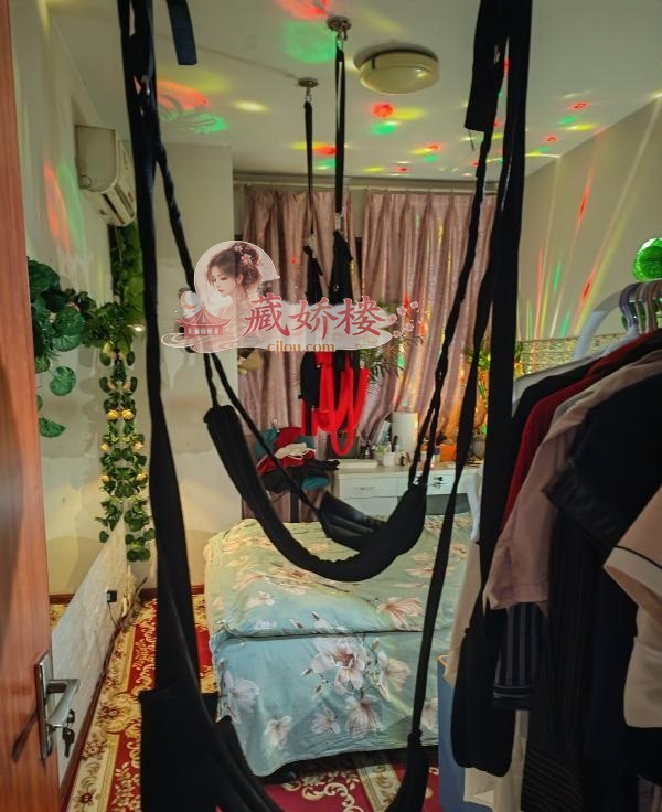情趣少妇
